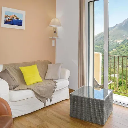 Two-bedroom Holiday In Vakantiehuis Feliceto