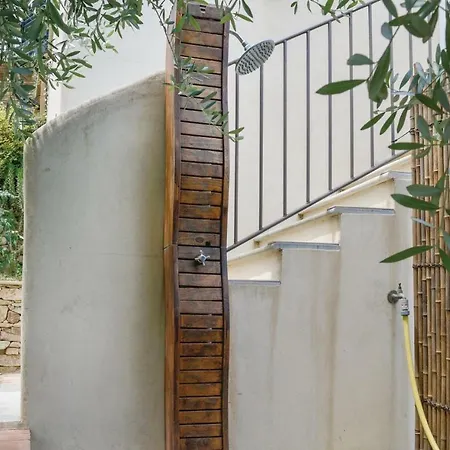 Two-bedroom Holiday In Feliceto